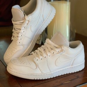 Jordan AJ 1 Low